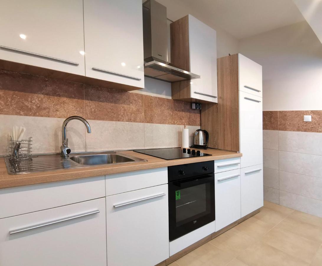 Honeycomb Apartment Split - Free Parking Экстерьер фото