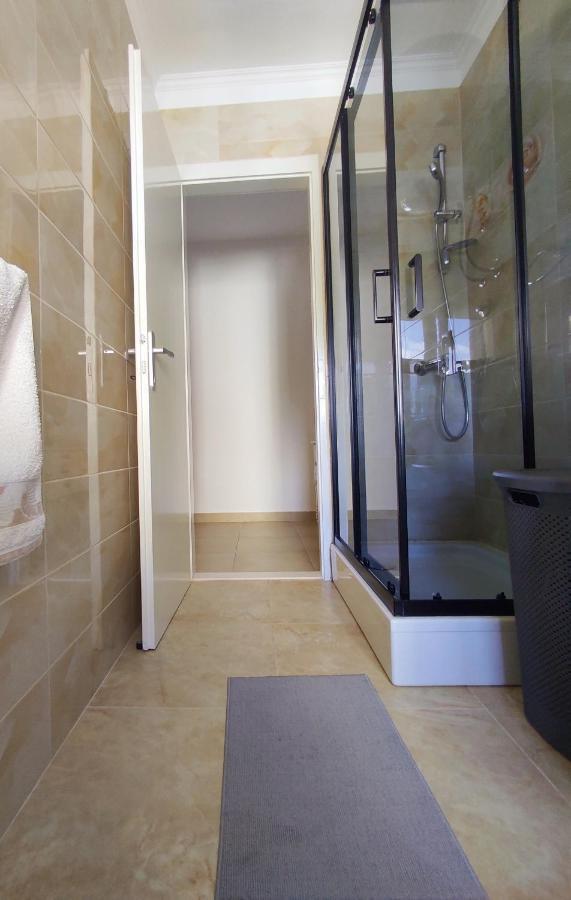 Honeycomb Apartment Split - Free Parking Экстерьер фото